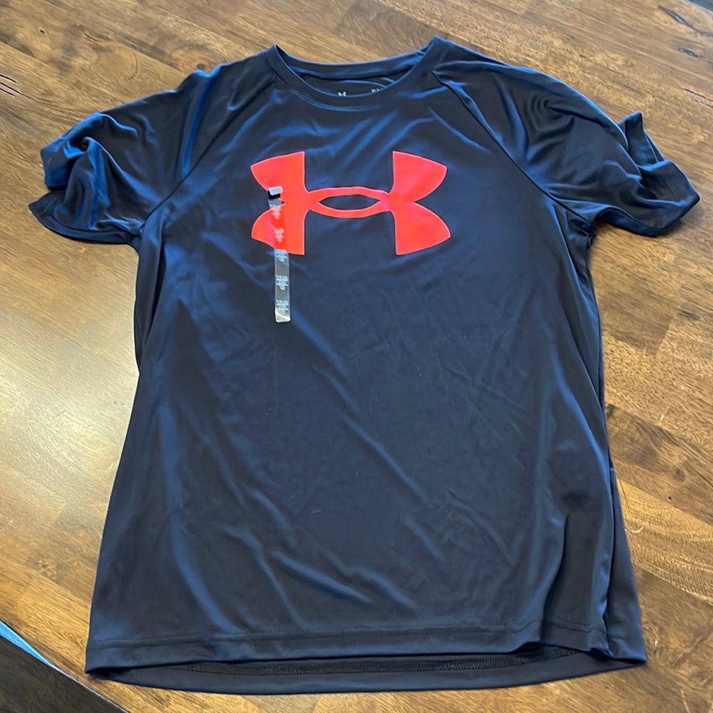 NWT Boys Under Armour Tee